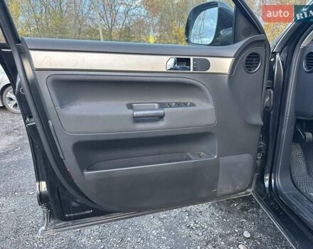 Чорний Фольксваген Туарег, об'ємом двигуна 3 л та пробігом 340 тис. км за 10900 $, фото 31 на Automoto.ua