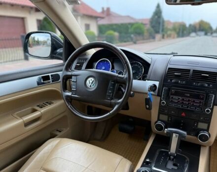 Черный Фольксваген Туарег, объемом двигателя 0 л и пробегом 259 тыс. км за 3500 $, фото 4 на Automoto.ua