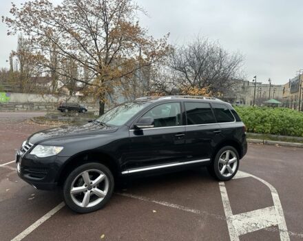 Черный Фольксваген Туарег, объемом двигателя 3 л и пробегом 298 тыс. км за 9900 $, фото 1 на Automoto.ua