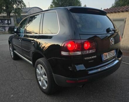 Черный Фольксваген Туарег, объемом двигателя 3 л и пробегом 287 тыс. км за 3259 $, фото 3 на Automoto.ua