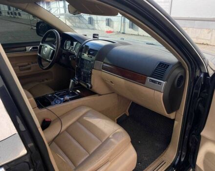 Чорний Фольксваген Туарег, об'ємом двигуна 2.5 л та пробігом 296 тис. км за 10290 $, фото 13 на Automoto.ua