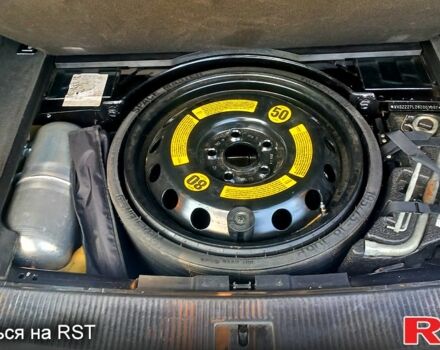 Чорний Фольксваген Туарег, об'ємом двигуна 3 л та пробігом 292 тис. км за 11500 $, фото 11 на Automoto.ua