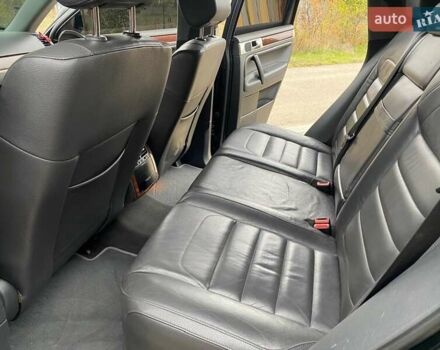 Черный Фольксваген Туарег, объемом двигателя 3 л и пробегом 360 тыс. км за 9800 $, фото 13 на Automoto.ua