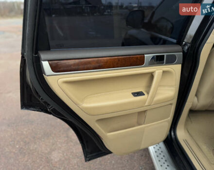 Черный Фольксваген Туарег, объемом двигателя 3.6 л и пробегом 280 тыс. км за 10750 $, фото 28 на Automoto.ua