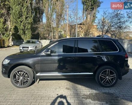 Черный Фольксваген Туарег, объемом двигателя 4.2 л и пробегом 286 тыс. км за 8999 $, фото 57 на Automoto.ua