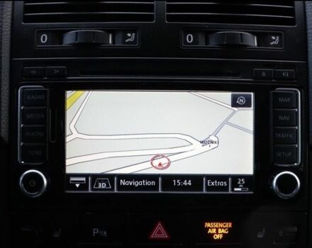 Черный Фольксваген Туарег, объемом двигателя 3 л и пробегом 260 тыс. км за 3915 $, фото 4 на Automoto.ua