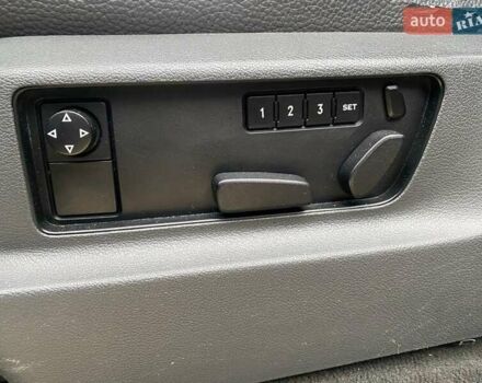 Черный Фольксваген Туарег, объемом двигателя 3 л и пробегом 360 тыс. км за 9800 $, фото 19 на Automoto.ua