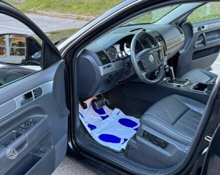 Черный Фольксваген Туарег, объемом двигателя 0 л и пробегом 280 тыс. км за 3100 $, фото 1 на Automoto.ua