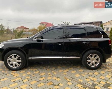 Черный Фольксваген Туарег, объемом двигателя 3 л и пробегом 360 тыс. км за 9800 $, фото 4 на Automoto.ua