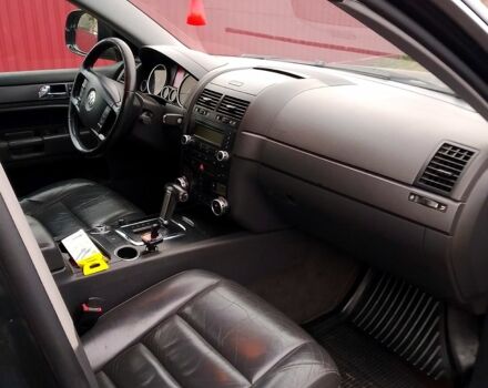 Чорний Фольксваген Туарег, об'ємом двигуна 3 л та пробігом 0 тис. км за 13000 $, фото 3 на Automoto.ua