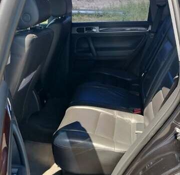 Черный Фольксваген Туарег, объемом двигателя 2.97 л и пробегом 344 тыс. км за 10950 $, фото 47 на Automoto.ua