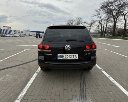 Черный Фольксваген Туарег, объемом двигателя 3 л и пробегом 263 тыс. км за 12500 $, фото 8 на Automoto.ua