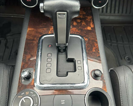 Черный Фольксваген Туарег, объемом двигателя 3 л и пробегом 270 тыс. км за 10500 $, фото 28 на Automoto.ua