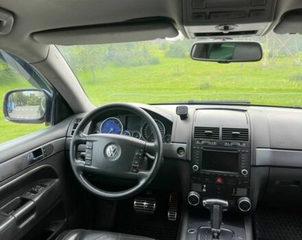 Черный Фольксваген Туарег, объемом двигателя 3 л и пробегом 281 тыс. км за 4999 $, фото 8 на Automoto.ua