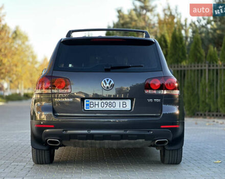Черный Фольксваген Туарег, объемом двигателя 2.97 л и пробегом 240 тыс. км за 12200 $, фото 21 на Automoto.ua