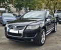 Черный Фольксваген Туарег, объемом двигателя 3.6 л и пробегом 250 тыс. км за 10700 $, фото 1 на Automoto.ua