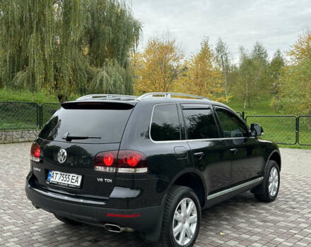 Черный Фольксваген Туарег, объемом двигателя 3 л и пробегом 235 тыс. км за 13500 $, фото 9 на Automoto.ua