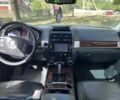 Черный Фольксваген Туарег, объемом двигателя 3.6 л и пробегом 242 тыс. км за 9500 $, фото 11 на Automoto.ua