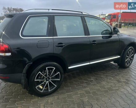 Черный Фольксваген Туарег, объемом двигателя 2.97 л и пробегом 159 тыс. км за 13800 $, фото 27 на Automoto.ua