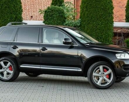 Черный Фольксваген Туарег, объемом двигателя 3 л и пробегом 240 тыс. км за 4000 $, фото 6 на Automoto.ua