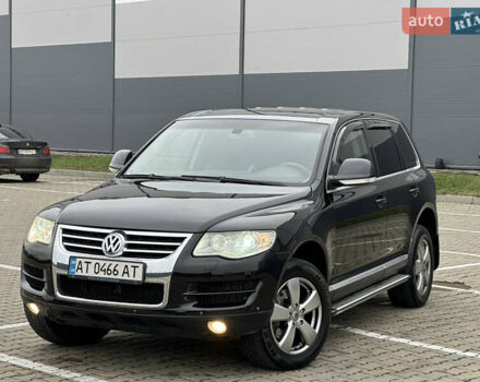 Черный Фольксваген Туарег, объемом двигателя 3 л и пробегом 270 тыс. км за 10500 $, фото 10 на Automoto.ua