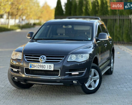 Черный Фольксваген Туарег, объемом двигателя 2.97 л и пробегом 240 тыс. км за 12200 $, фото 5 на Automoto.ua