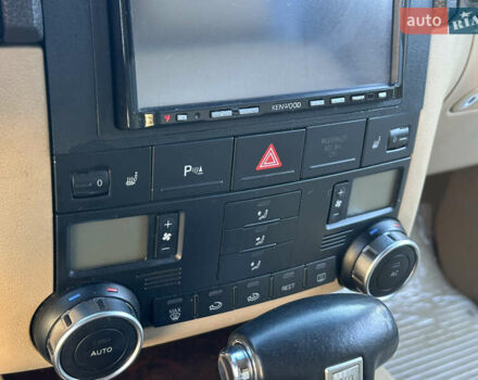 Черный Фольксваген Туарег, объемом двигателя 2.97 л и пробегом 240 тыс. км за 12200 $, фото 70 на Automoto.ua