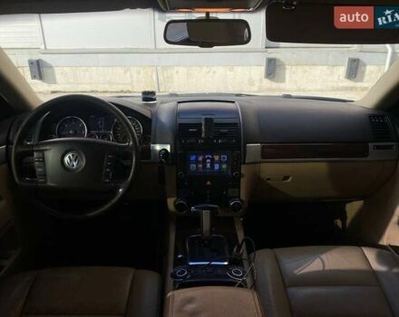 Черный Фольксваген Туарег, объемом двигателя 2.46 л и пробегом 296 тыс. км за 10290 $, фото 20 на Automoto.ua