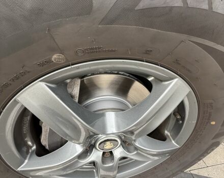 Черный Фольксваген Туарег, объемом двигателя 3 л и пробегом 263 тыс. км за 12500 $, фото 6 на Automoto.ua