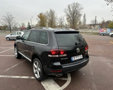 Черный Фольксваген Туарег, объемом двигателя 3 л и пробегом 298 тыс. км за 9900 $, фото 5 на Automoto.ua