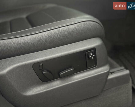 Черный Фольксваген Туарег, объемом двигателя 3 л и пробегом 195 тыс. км за 13800 $, фото 13 на Automoto.ua