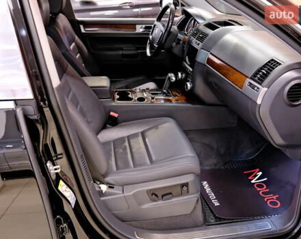 Черный Фольксваген Туарег, объемом двигателя 3.6 л и пробегом 182 тыс. км за 9900 $, фото 39 на Automoto.ua