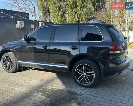 Черный Фольксваген Туарег, объемом двигателя 4.2 л и пробегом 286 тыс. км за 8999 $, фото 56 на Automoto.ua