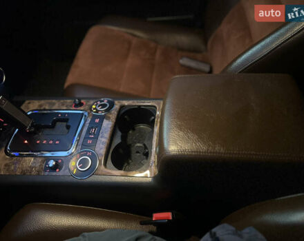 Черный Фольксваген Туарег, объемом двигателя 2.97 л и пробегом 159 тыс. км за 13800 $, фото 15 на Automoto.ua