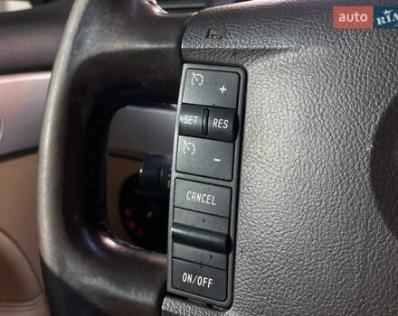 Черный Фольксваген Туарег, объемом двигателя 2.46 л и пробегом 296 тыс. км за 10290 $, фото 21 на Automoto.ua