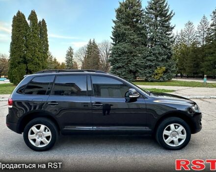 Фольксваген Туарег 2008 в Желтых Водах на Automoto.ua Черный Фольксваген Туарег, объемом двигателя 3 л и пробегом 221 тыс. км за 9800 $, фото 2 на Automoto.ua