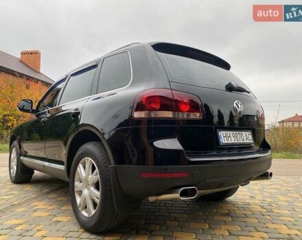 Черный Фольксваген Туарег, объемом двигателя 3 л и пробегом 360 тыс. км за 9800 $, фото 7 на Automoto.ua
