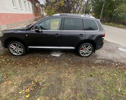 Черный Фольксваген Туарег, объемом двигателя 2.5 л и пробегом 265 тыс. км за 11500 $, фото 3 на Automoto.ua