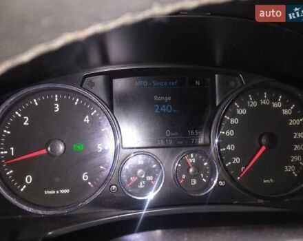 Черный Фольксваген Туарег, объемом двигателя 3 л и пробегом 300 тыс. км за 9300 $, фото 12 на Automoto.ua