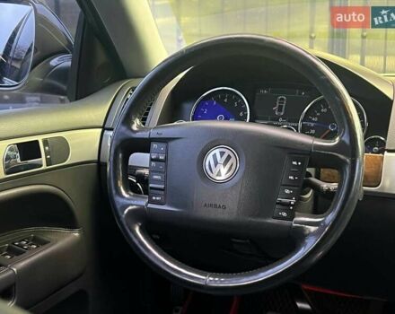Черный Фольксваген Туарег, объемом двигателя 3.6 л и пробегом 218 тыс. км за 9790 $, фото 12 на Automoto.ua