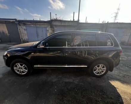 Чорний Фольксваген Туарег, об'ємом двигуна 3 л та пробігом 335 тис. км за 8499 $, фото 6 на Automoto.ua