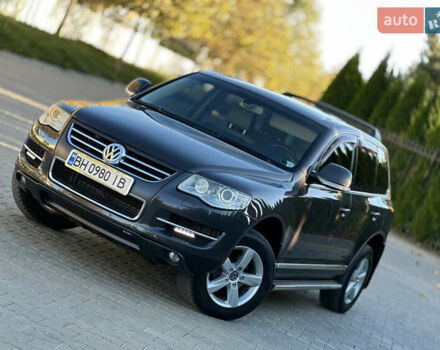 Черный Фольксваген Туарег, объемом двигателя 2.97 л и пробегом 240 тыс. км за 12200 $, фото 6 на Automoto.ua