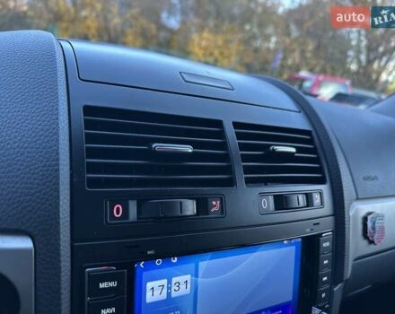 Чорний Фольксваген Туарег, об'ємом двигуна 3 л та пробігом 340 тис. км за 10900 $, фото 22 на Automoto.ua