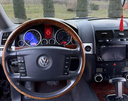 Черный Фольксваген Туарег, объемом двигателя 3 л и пробегом 217 тыс. км за 13450 $, фото 19 на Automoto.ua