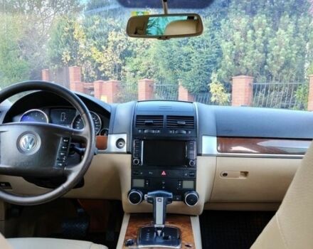 Чорний Фольксваген Туарег, об'ємом двигуна 3 л та пробігом 244 тис. км за 3116 $, фото 13 на Automoto.ua