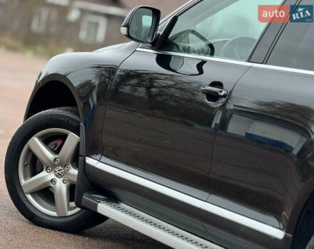 Черный Фольксваген Туарег, объемом двигателя 3.6 л и пробегом 280 тыс. км за 10750 $, фото 11 на Automoto.ua