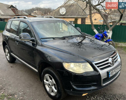 Чорний Фольксваген Туарег, об'ємом двигуна 3 л та пробігом 360 тис. км за 8400 $, фото 4 на Automoto.ua