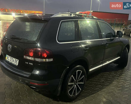 Черный Фольксваген Туарег, объемом двигателя 2.97 л и пробегом 159 тыс. км за 13800 $, фото 6 на Automoto.ua