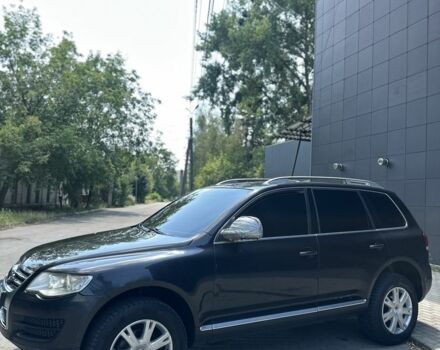 Черный Фольксваген Туарег, объемом двигателя 2.5 л и пробегом 250 тыс. км за 4700 $, фото 7 на Automoto.ua