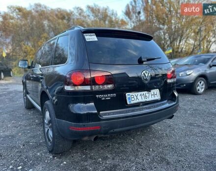 Чорний Фольксваген Туарег, об'ємом двигуна 3 л та пробігом 340 тис. км за 10900 $, фото 11 на Automoto.ua